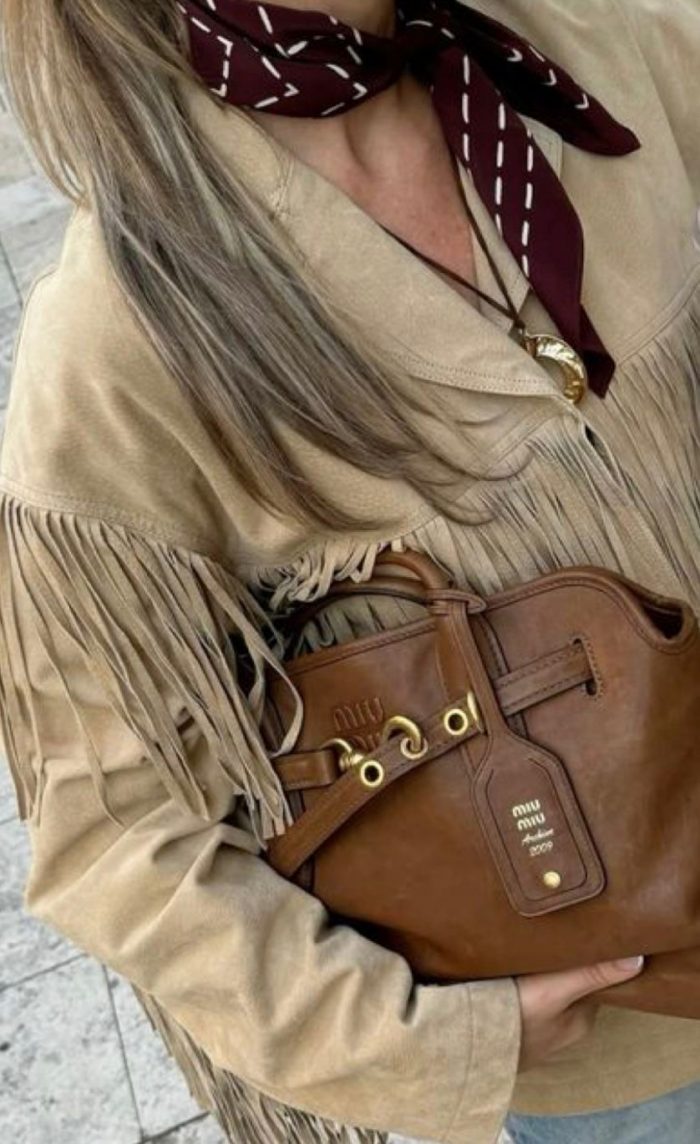 Chaqueta Esperanza flecos camel - Imagen 4